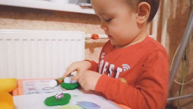 Лепим из Play Doh, мягкий пластилин Плэй До - первое впечатление смотреть онлайн