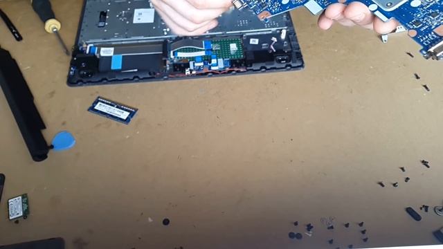 HP 250 G6. Не включается. Разборка. Диагностика.