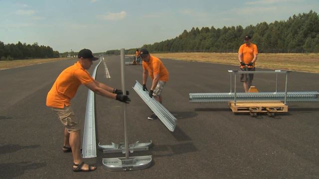 World Record in cable trays routing on 1km distance - OBO Bettermann смотреть онлайн