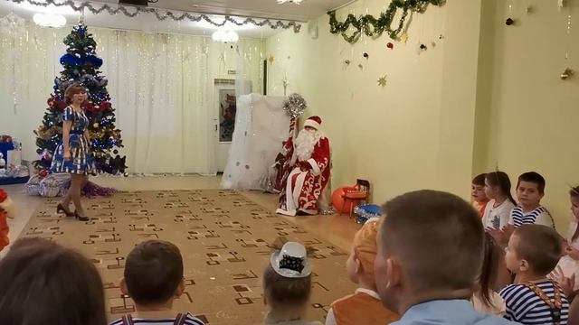 Ёлка в садике смотреть онлайн