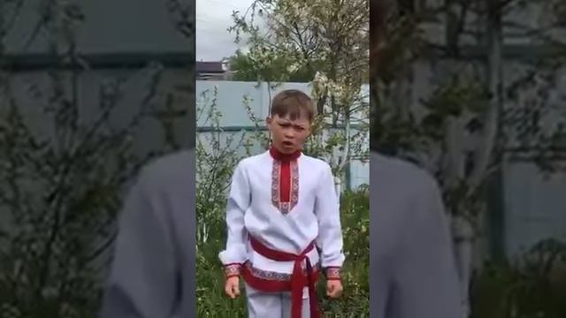 Стихотворение "Чувашия" Автор: Тая Ёж Читает Целищев Кирилл смотреть онлайн