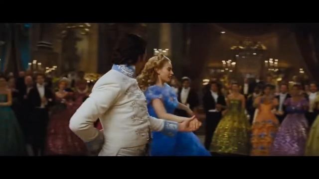 André Rieu - The Second Waltz (Dmitry Shostakovich) - Cinderella Royal Ball Dance Scene смотреть онлайн