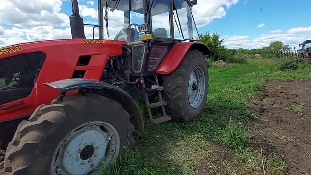 МТЗ 952.3 проблема с запуском двигателя, не заводится как закончилась солярка. смотреть онлайн