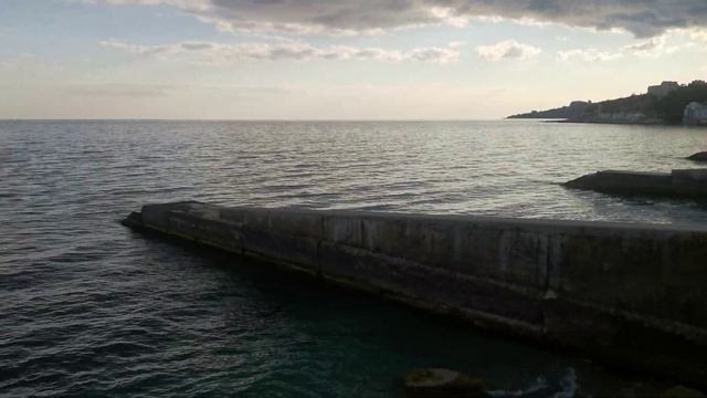 Небо над Морем. 4К. Крым - Ялта, пгт. Гаспра. Юбк. Чёрное Море. смотреть онлайн