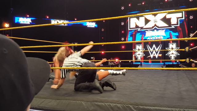 Alexa Bliss Vs Mandy Rose - WWE Axxess 4/2/16