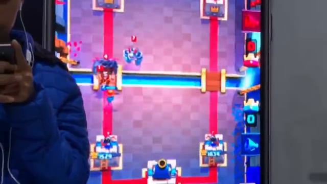 ¡GRAN FINAL! Torneo Clash Royale HUAWEI - Día 3 | XII MasGamers Festival 2018 смотреть онлайн