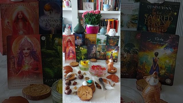 Pisces ♓ Lakshmi. Dances On One Foot. Clairvoyance. The Drum. Elves. смотреть онлайн