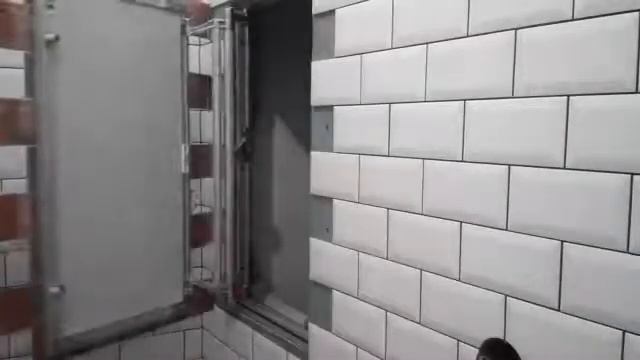 УКЛАДКА ПЛИТКИ И РЕВИЗИОННЫЙ ЛЮК смотреть онлайн