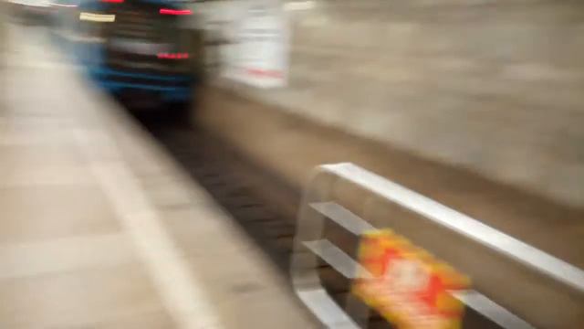 Номерной отправляется со станции метро площадь Гарина- Михайловского смотреть онлайн