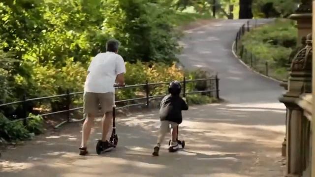 Самокат 21st scooter Maxi Pro со светящимися колесами смотреть онлайн