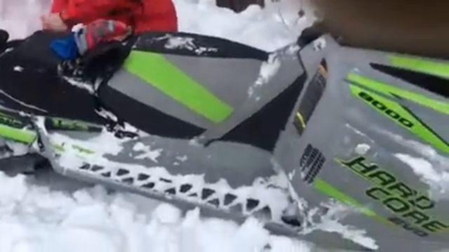 Arctic Cat M8000 Hard Core EVO смотреть онлайн