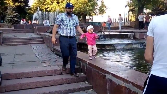 Деревянные рыбки + Парк Гагарина. Машинки + Ресторан S.O.M. Житомир смотреть онлайн