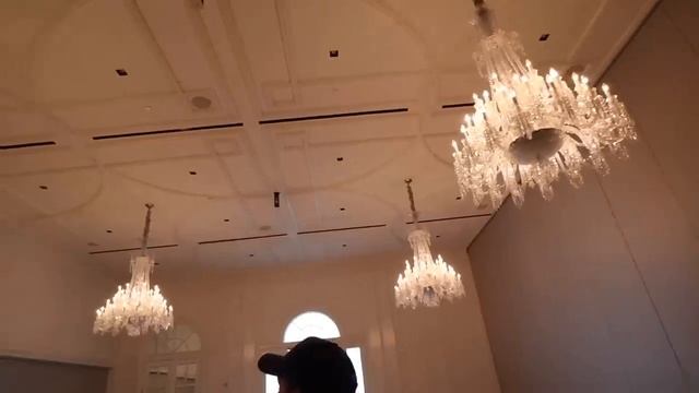 Touring wedding venues! We found the one! смотреть онлайн