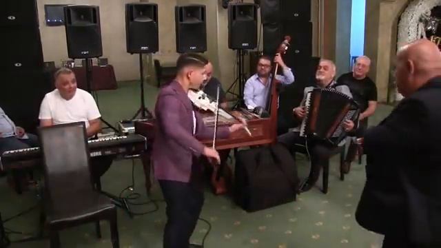 IONICA MINUNE SI   MIHAI STEFAN La Majoratul Sau