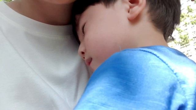 VLOG. Сеул: Моя СТРИЖКА. Бассейн и барбекю НА КРЫШЕ. Прогулка в АПАТАХ. 800тыс.$ за однушку в СЕУЛЕ смотреть онлайн