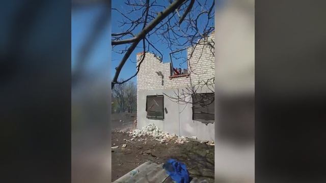 Снос этажа за пять минут, #силикатный кирпич, #ломать не строить душа не болит. смотреть онлайн