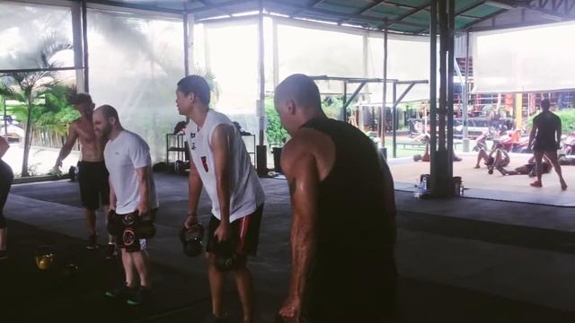 TRAINING IN PHUKET | TRAINING AT TIGER MUAY THAI FOR 10 DAYS смотреть онлайн