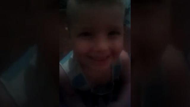 Сын рассказывает папе стишок в тюрьме. смотреть онлайн
