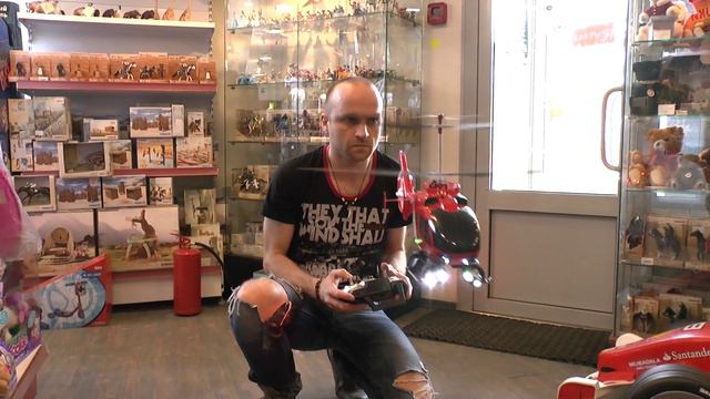 Запускаем р/у вертолет Walkera Lama 400