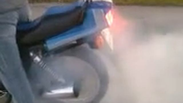 Honda VT 500E burnout смотреть онлайн
