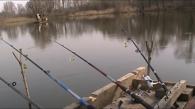Ловля карася ранней весной 2016г. смотреть онлайн