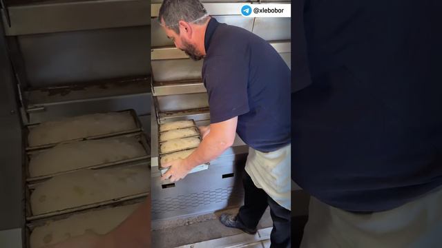 Как готовят ремесленный хлеб на закваске в пекарне смотреть онлайн