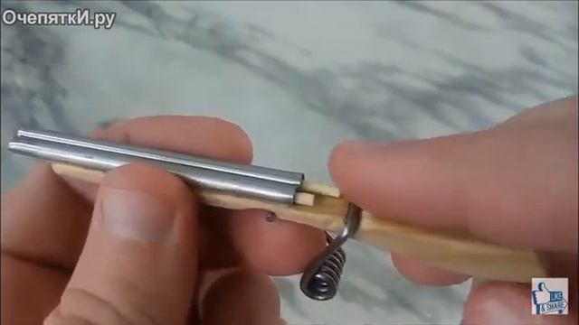 Маленькое ружье из прищепки смотреть онлайн