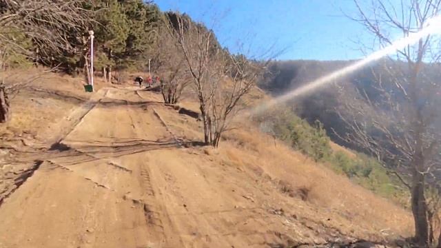 Кисловодск. Забираемся в гору на моноколесе 2 января 21г. смотреть онлайн