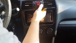 Снять Магнитолу Субару и Панель с Климатом
