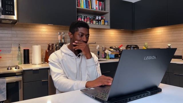 Legion 5i Pro Unboxing - A Masterclass Laptop! смотреть онлайн