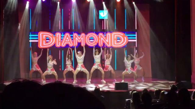 Diamond la la la смотреть онлайн