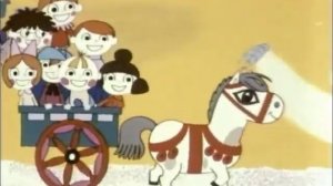 Пони бегает по кругу