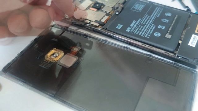 Замена экрана Xiaomi Mi Mix, вздулась новая батарейка. смотреть онлайн