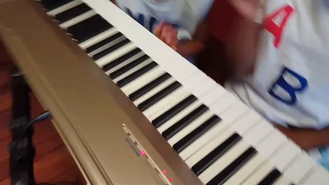 Kids Demonstrate the Casio Privia PX-160 смотреть онлайн