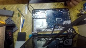 Ремонт Dell Inspiron 3251 не включается, пищит