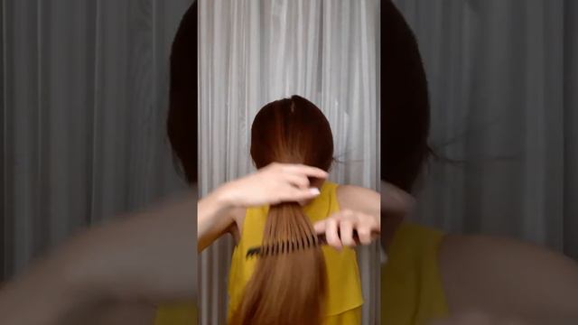 ?Как быстро выпрямить волосы утюжком? Делюсь лайфхаком #shorts смотреть онлайн