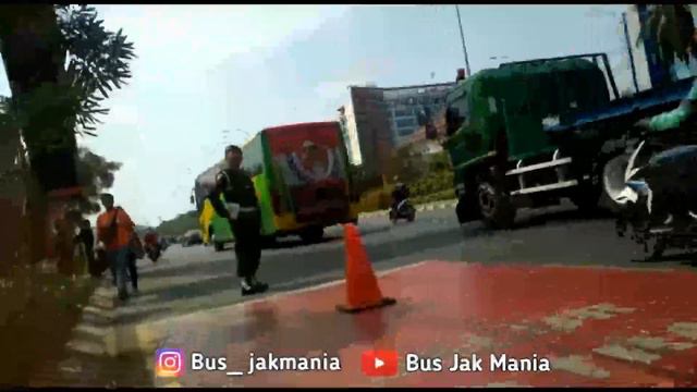 #VLOGBJ02 - BUS BUS JAK MANIA BERDATANGAN KE STADION PATRIOT(PERSIJA vs BHAYANGKARA) смотреть онлайн