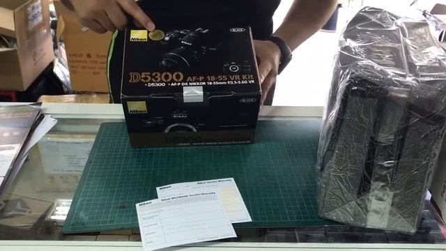 UnPack DSLR Nikon D5300 Lens 18-55 f/3.5-5.6G VR ราคาแค่ 14,900 บาท смотреть онлайн
