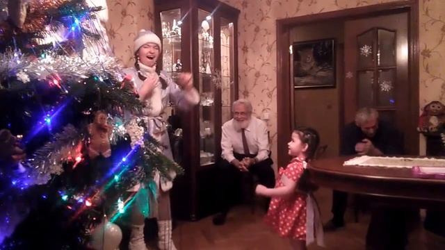 Дед Мороз и Снегурочка на квартире смотреть онлайн