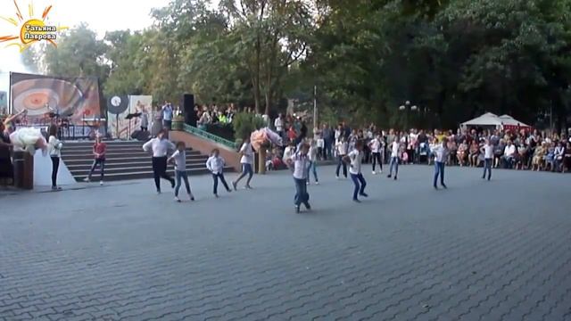 "Старая пластинка" - 2017 (3 часть) смотреть онлайн
