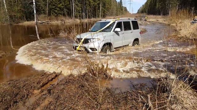 УАЗ Патриот 2017 Стиль: Как правильно засесть! (Эл.блокировка в 4L нихрена не работает!) смотреть онлайн