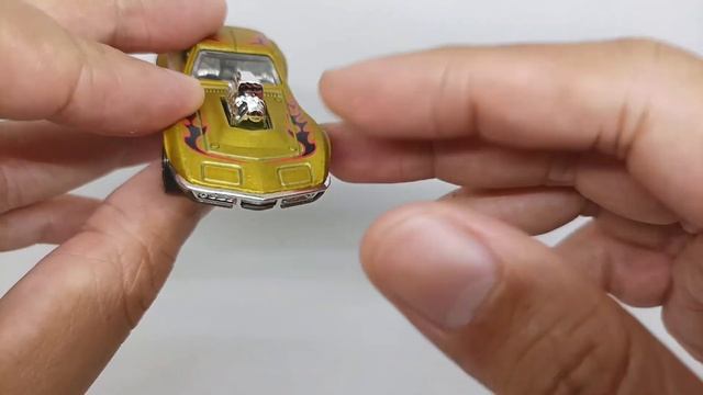 Hot Wheels 68 Corvette, Gas Monkey Garage. unboxing dan review смотреть онлайн