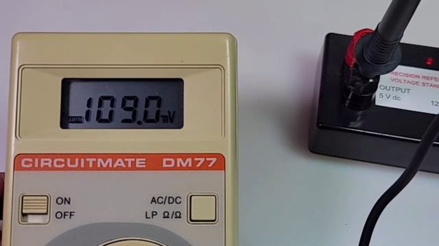 RETRO-TECH ○ CIRCUITMATE DM-77 Vintage Multimeter Mini Review & Teardown! смотреть онлайн