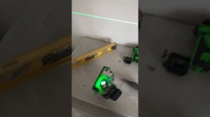 Калибровка (юстировка) лазерного уровня Hilda.