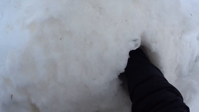 Рыбалка в глухой тайге.Рыбачим на простую снасть..С ней вы точно без рыбы не уйдете.в любую погоду. смотреть онлайн