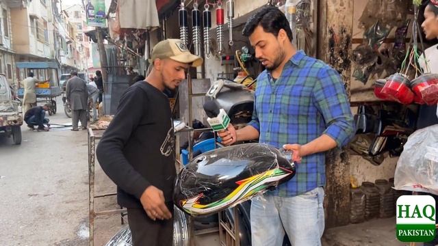 Karachi Ka Chor Bazar, Bike Parts Aadhi Qeemat Mein Purani Bike Ke Badlay Zero Meter Motorcycle Len смотреть онлайн