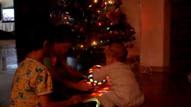 гирлянды и шары смотреть онлайн