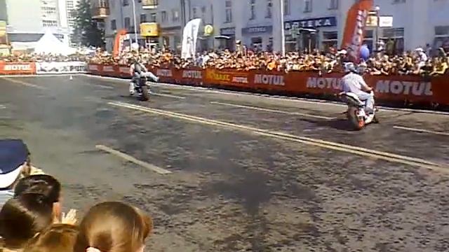 Гонки на мотоциклах смотреть онлайн