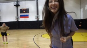 БРОСКИ НА ШЛЕПКИ ПО ПОПЕ #4