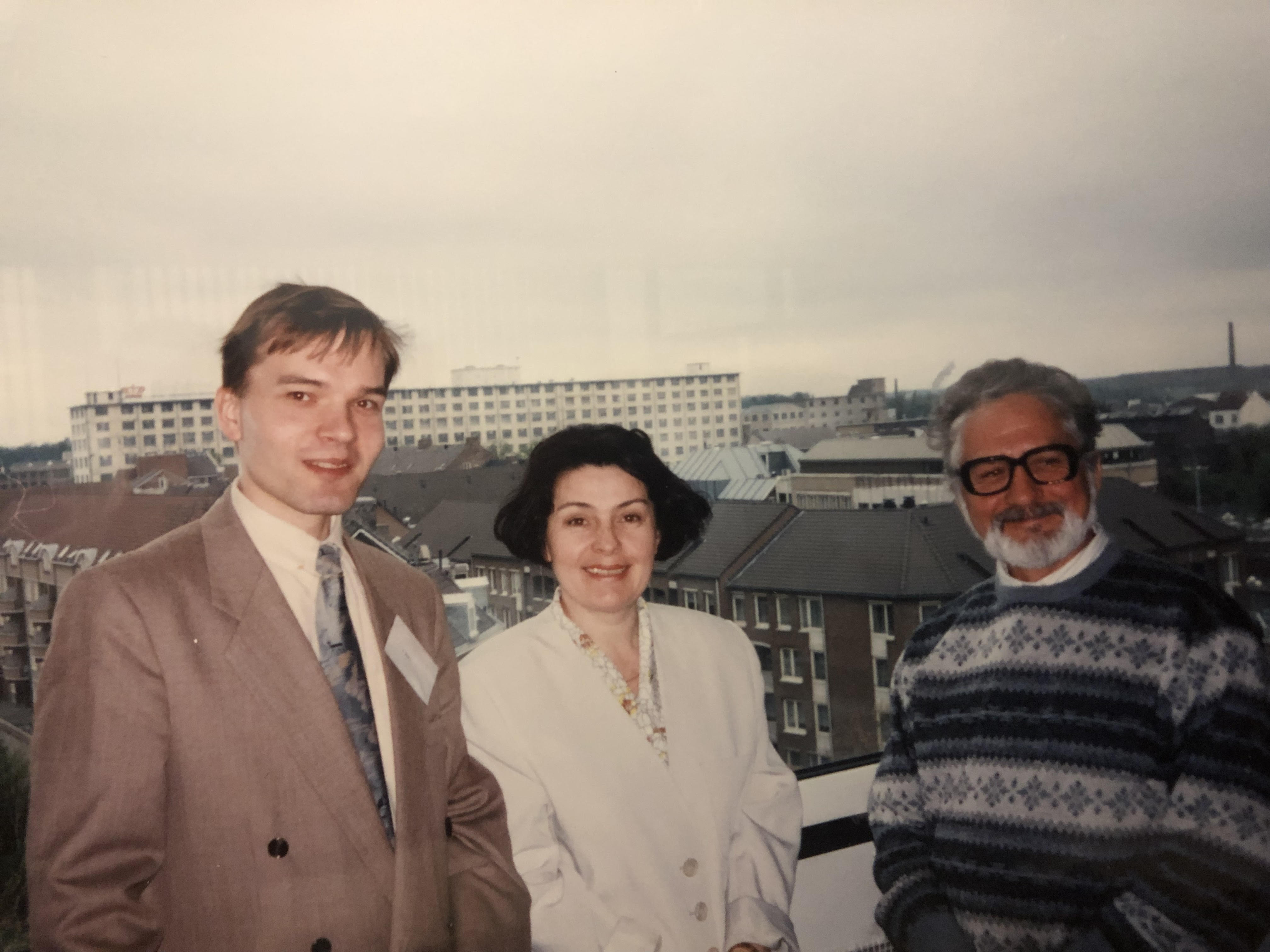 О назывных предложениях